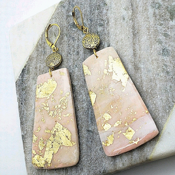 Pink and gold lever back earrings - Picture 1 of 2